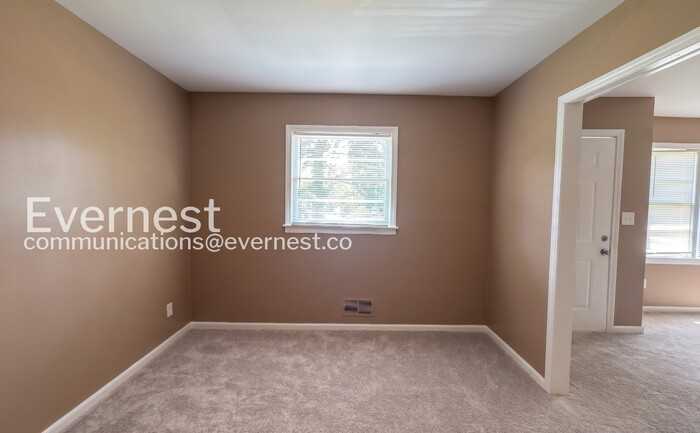 2429 3rd Pl Nw - Photo 7 of 23