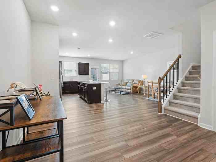 1112 Pate Farm Ln - Photo 3 of 37