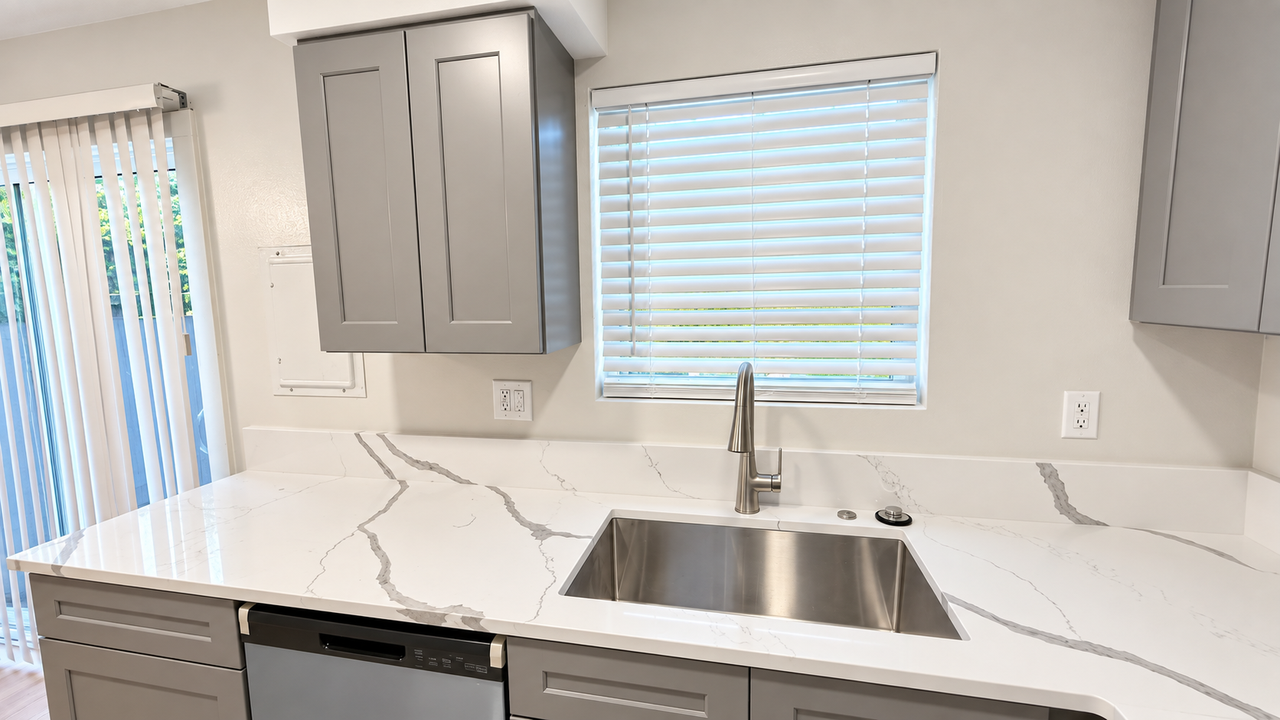 12830 Sw Grant Ave #1 - Photo 4 of 11