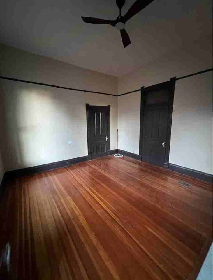 1014 Poplar Drive - Photo 4 of 5