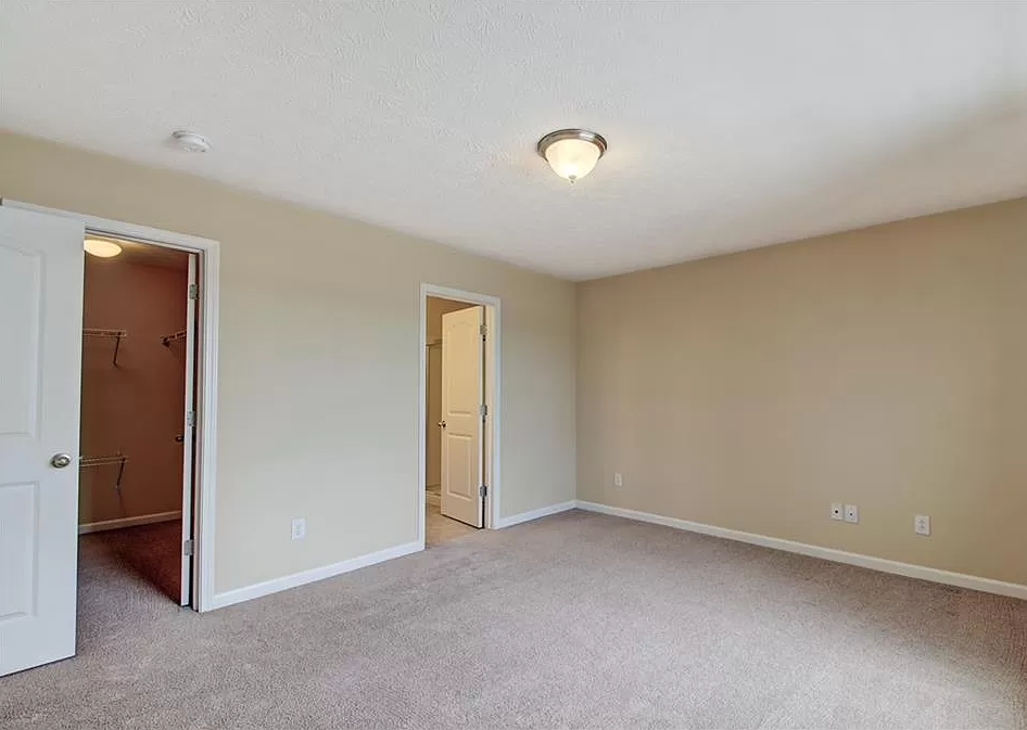 1990 Lakecrest Dr #NA - Photo 5 of 16