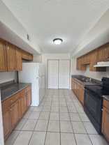 46 Carriage Ln #D - Photo 1 of 1