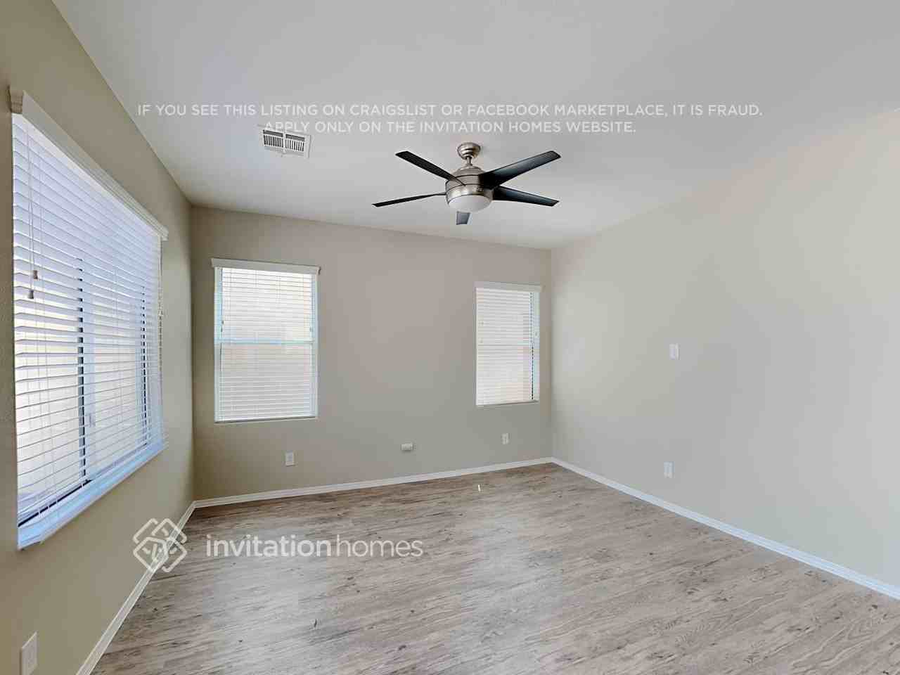 6278 Castle Kennedy St - Photo 6 of 21