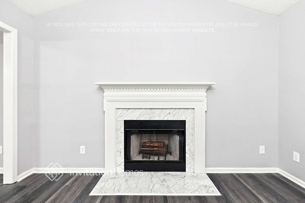 416 Westonridge Run - Photo 4 of 17