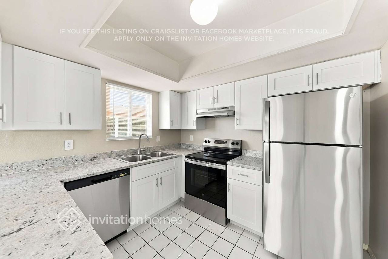 3115 W Becker Ln - Photo 6 of 17