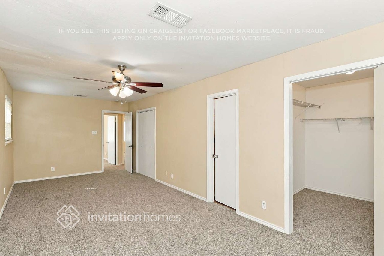 202 Jefflyn Ct - Photo 3 of 17
