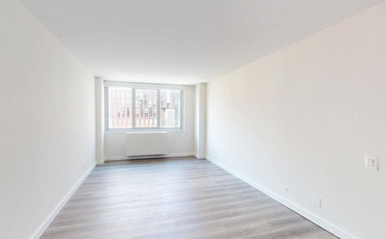 E 34th St #21C - Photo 3 of 10