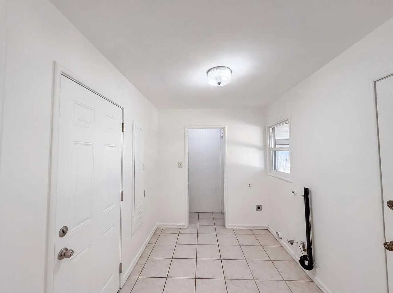 719 Crescent Avenue - Photo 4 of 9
