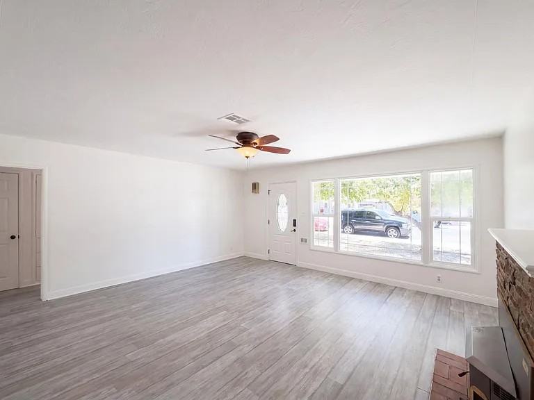 719 Crescent Avenue - Photo 6 of 9