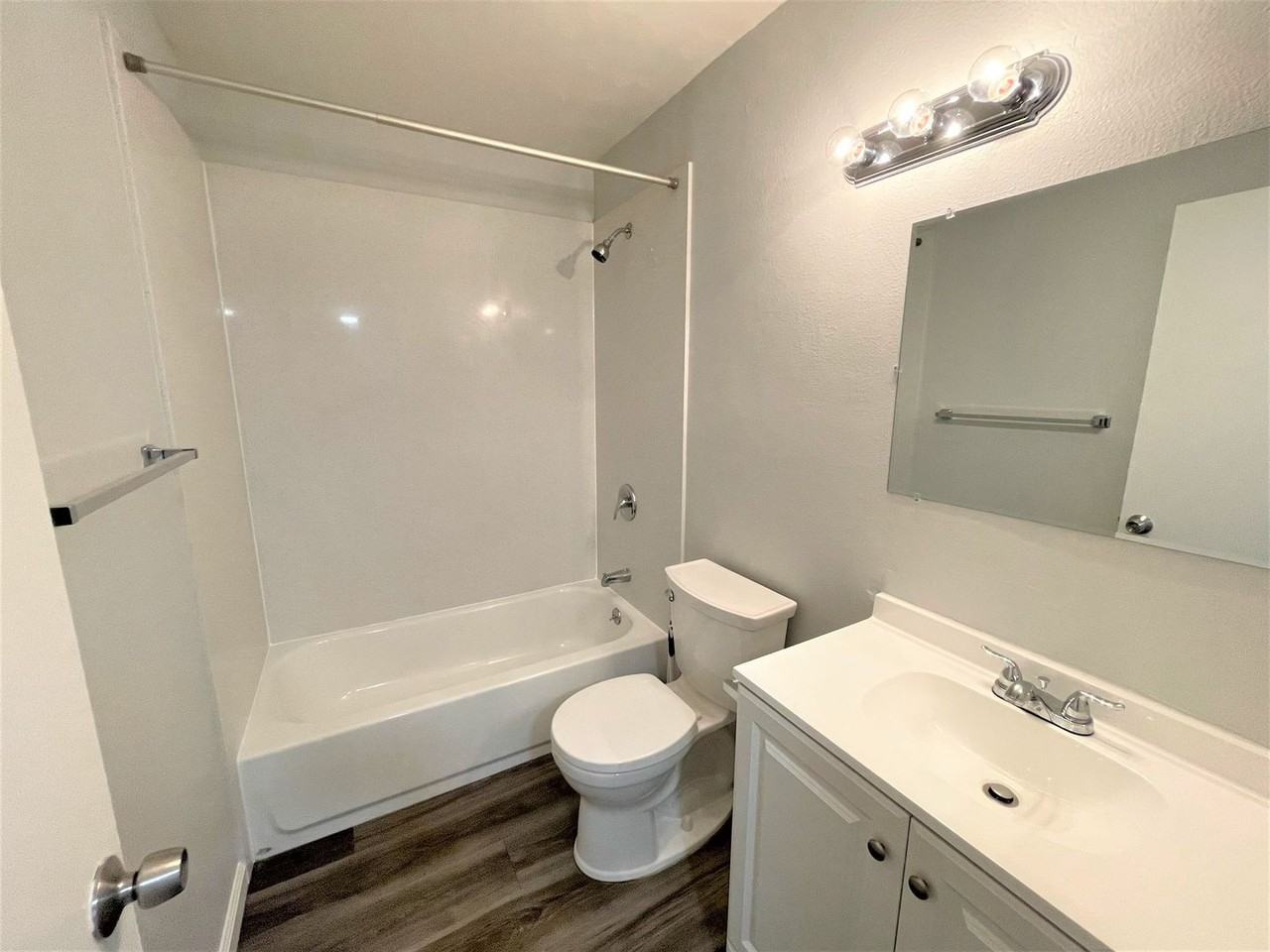 613 Camanche Lane - Photo 5 of 9
