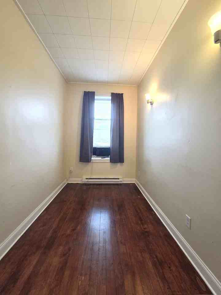 115 S Main St #3 - Photo 6 of 7