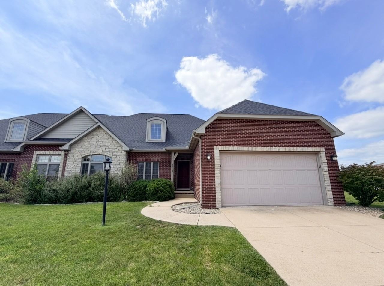 3813 Liberty Cir