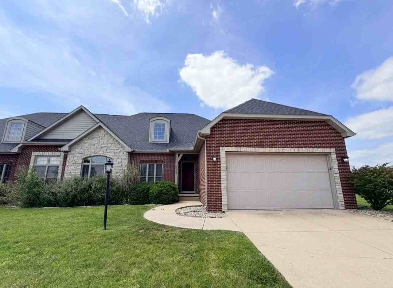 3813 Liberty Cir - Photo 2 of 20