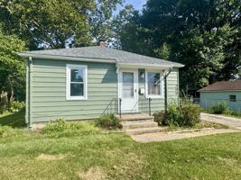 featured image of 205 W Conron Ave