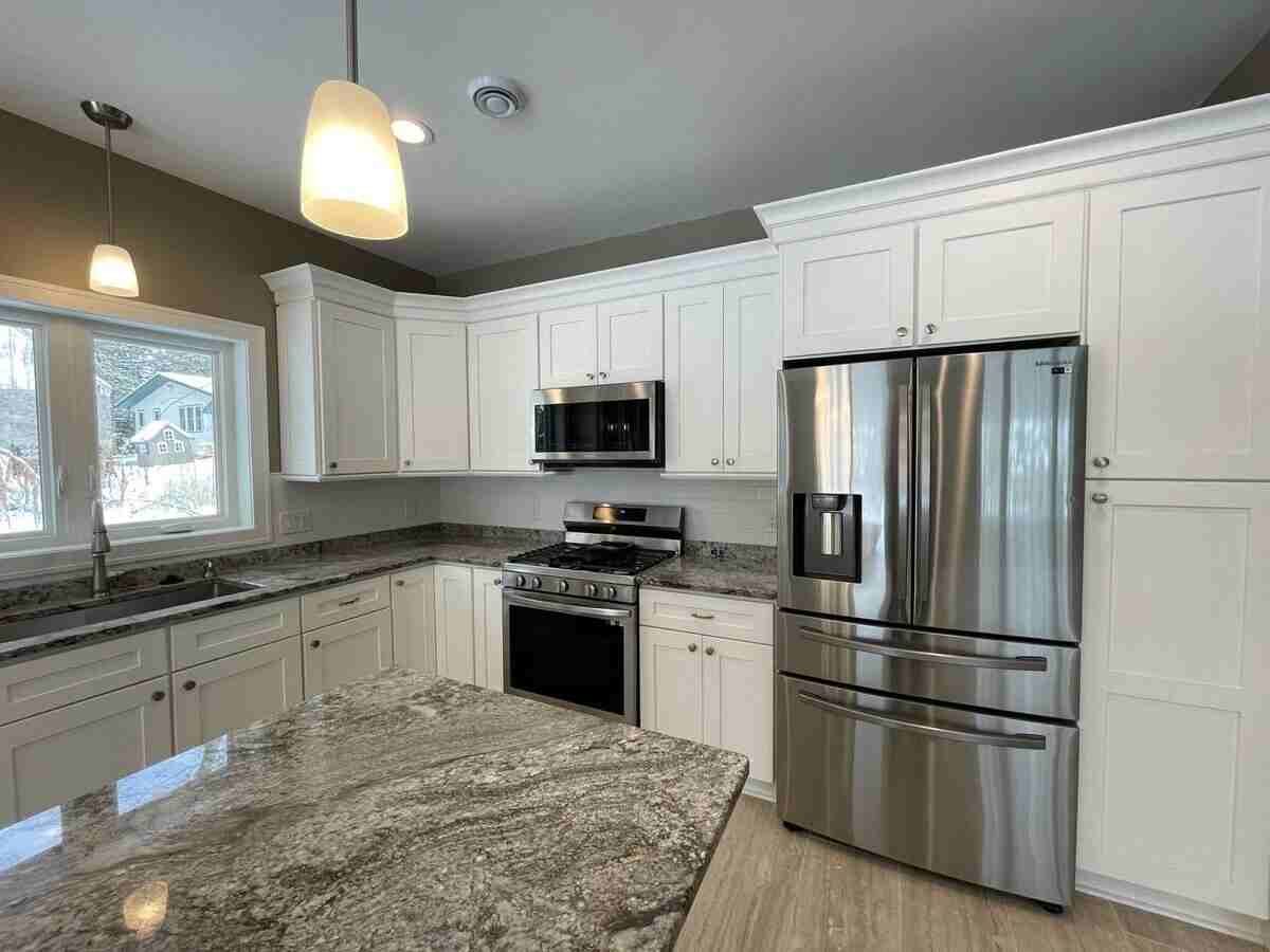 3730 Stebner Rd - Photo 4 of 11