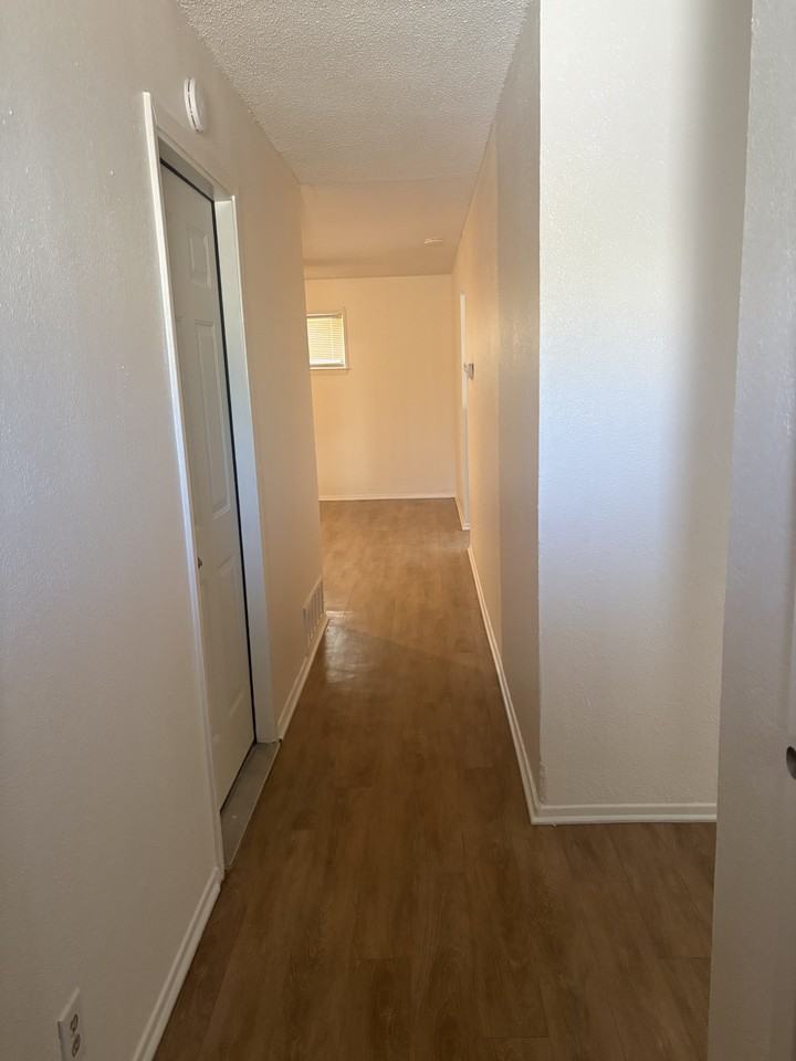 1810 N 38th St #1 - Photo 7 of 29