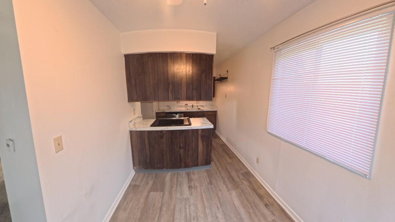 1927 NW Hickory Lane - Photo 4 of 10