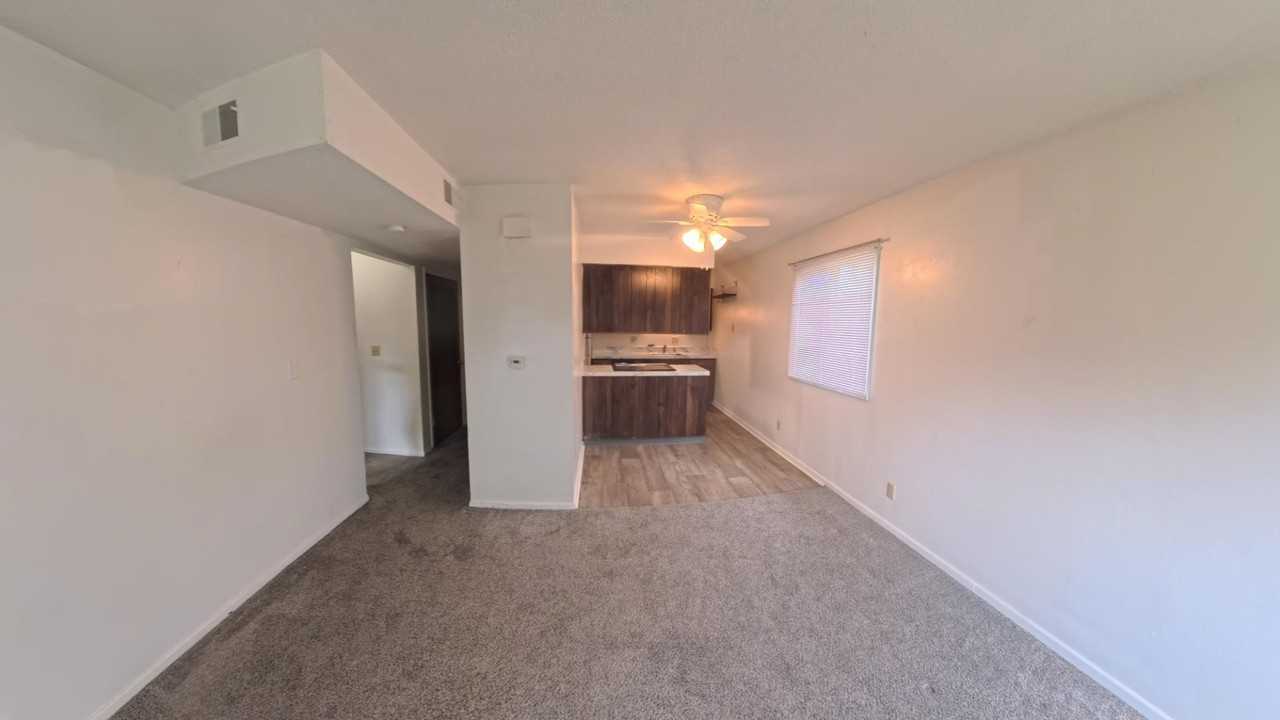 1927 NW Hickory Lane - Photo 5 of 10