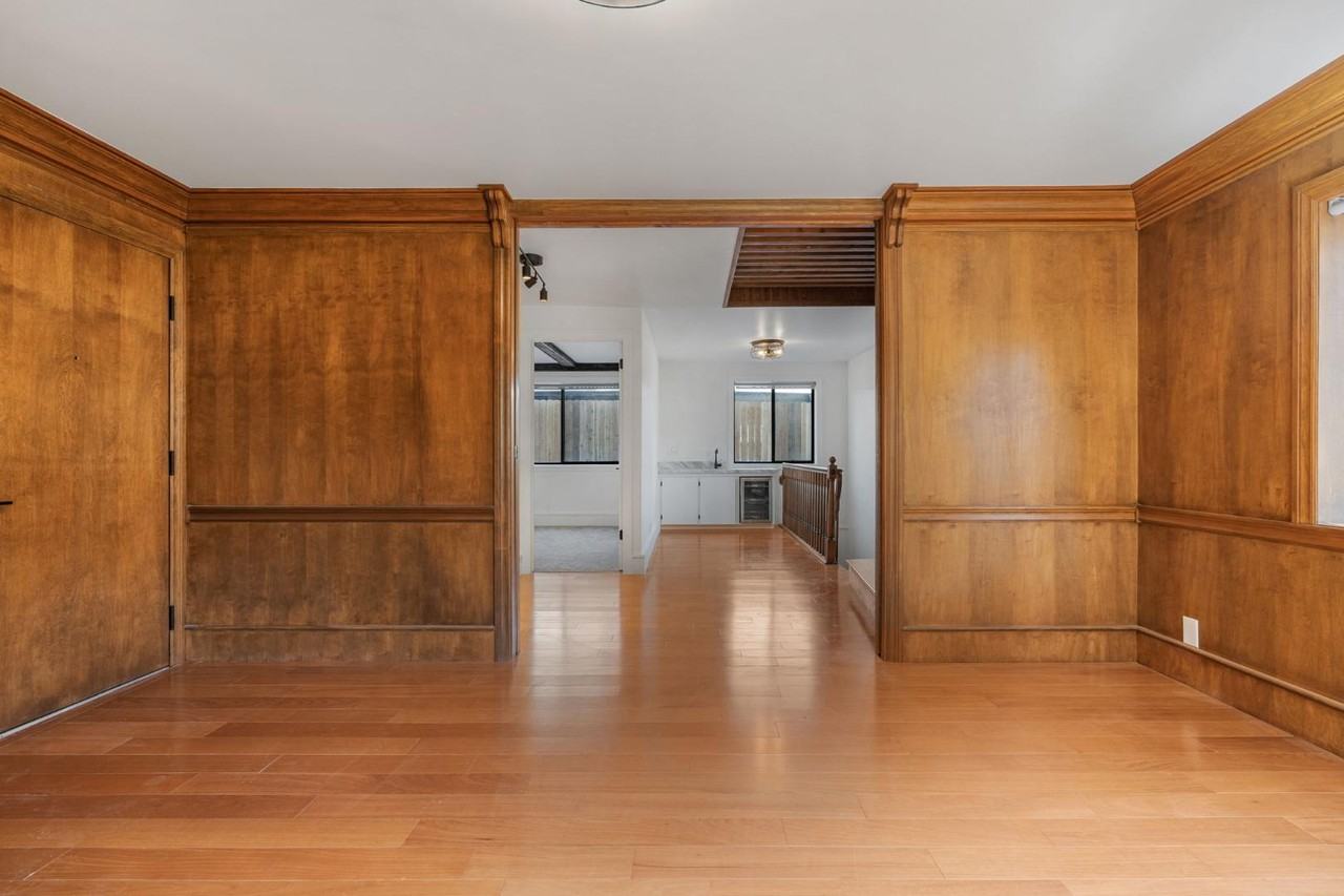 Hauser Apartments - Photo 7 of 22