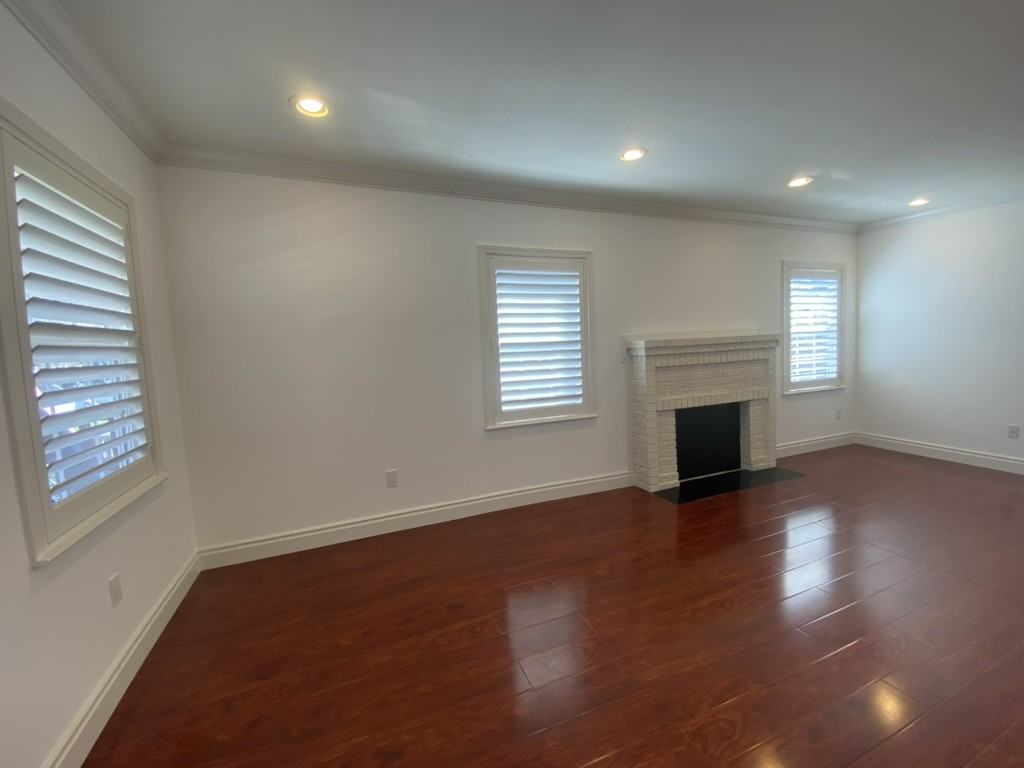 1026 Iris St #1 - Photo 3 of 35