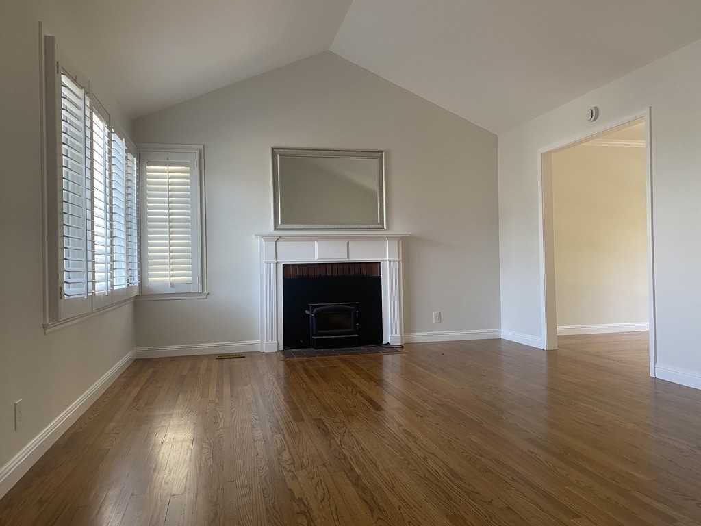 738 Sycamore Ave #1 - Photo 2 of 17