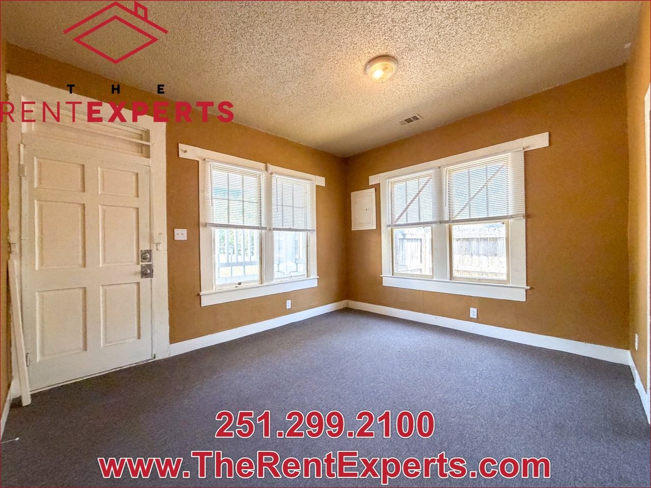 923 W Prichard Ave #1 - Photo 3 of 18