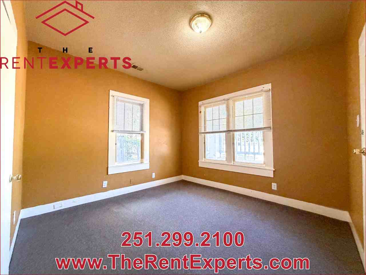 923 W Prichard Ave #1 - Photo 4 of 18
