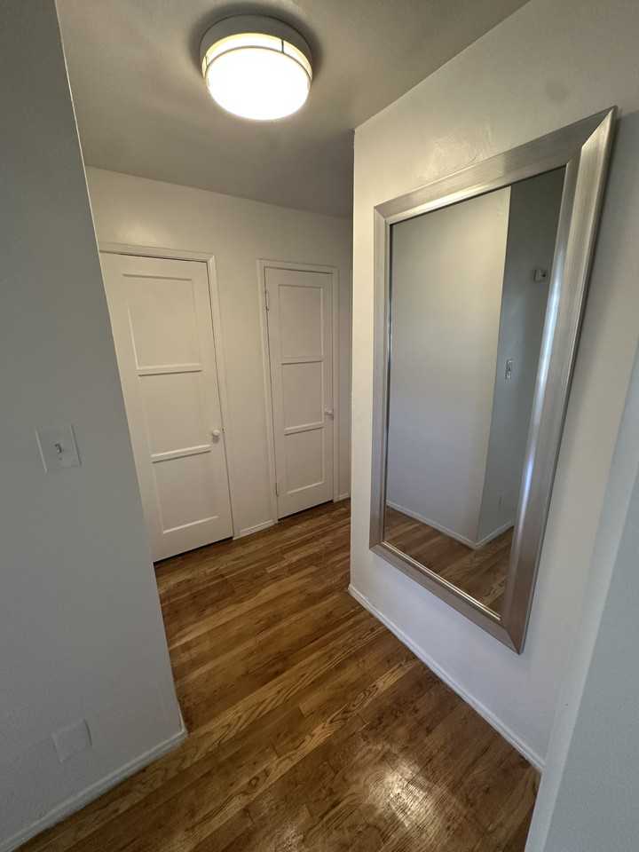 2477 Silver Lake Blvd #2477C - Photo 7 of 40