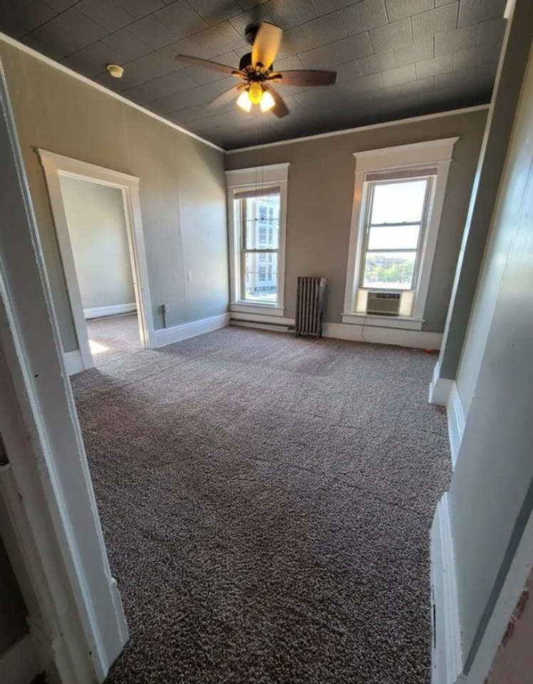 220 South Street - Photo 3 of 16