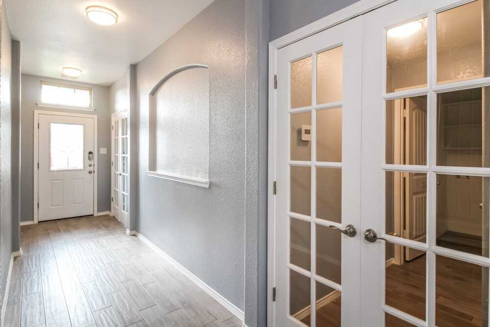 6825 Waterhill Ln - Photo 3 of 16