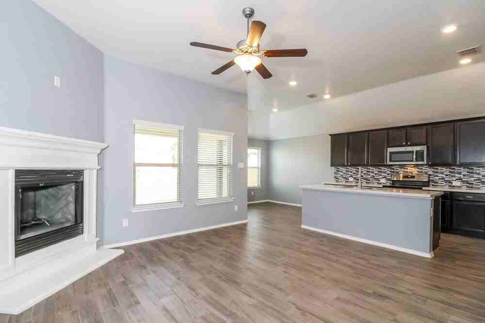6825 Waterhill Ln - Photo 5 of 16