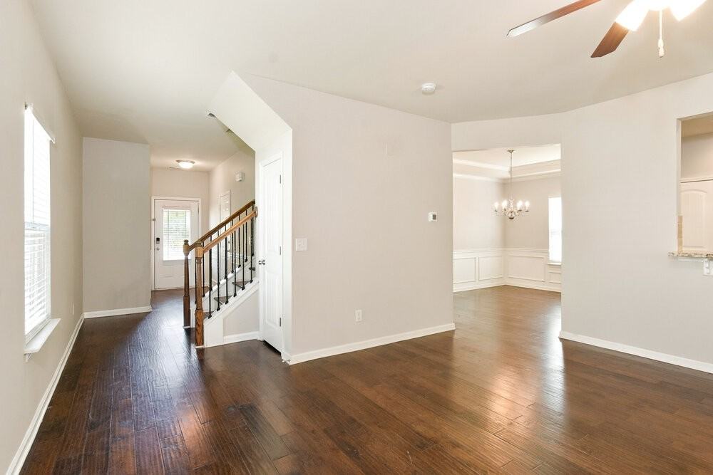 4745 Carnegie Ct - Photo 6 of 17