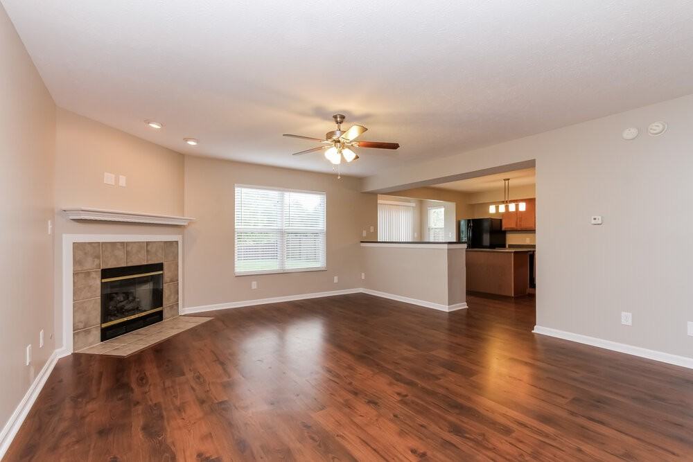 8047 Twin River Dr - Photo 5 of 15