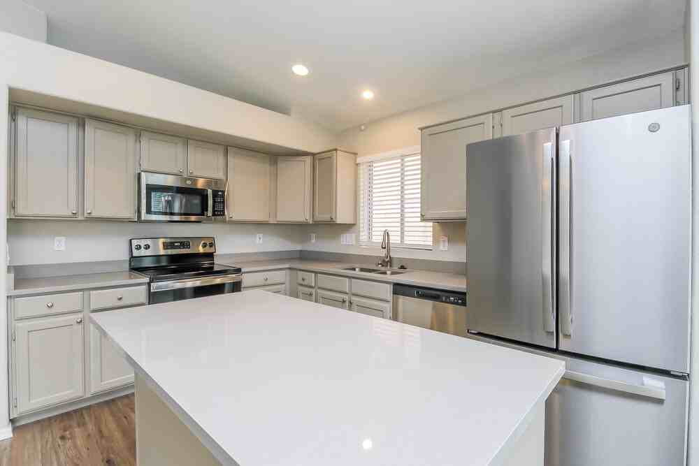6951 E Lomita Ave - Photo 6 of 16