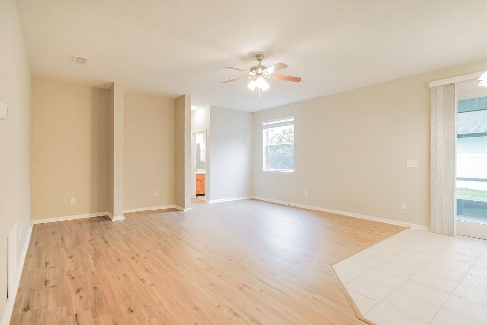 183 Pine Arbor Cir - Photo 4 of 17