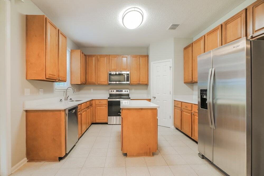 183 Pine Arbor Cir - Photo 7 of 17