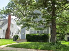 featured image of 1102 Leavitt St #1