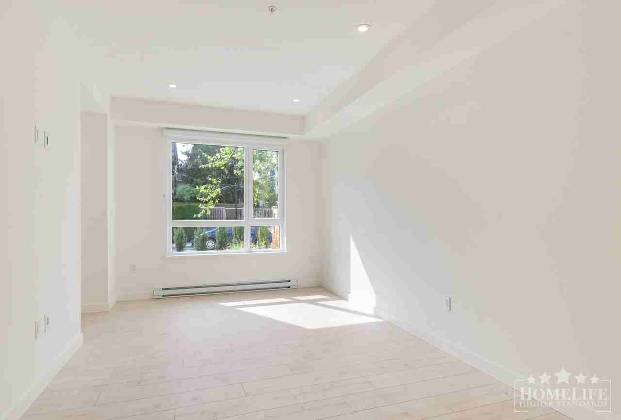 13777 75a Ave - Photo 5 of 20