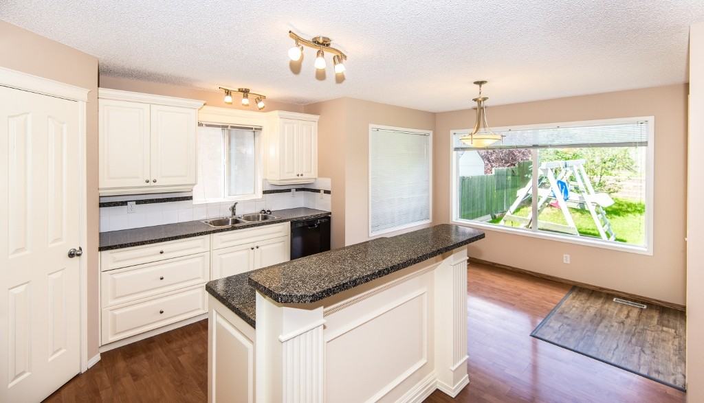 111 Arbour Crest Rise Nw - Photo 3 of 16