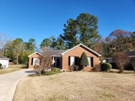 featured image of 3631 Club Dr #1