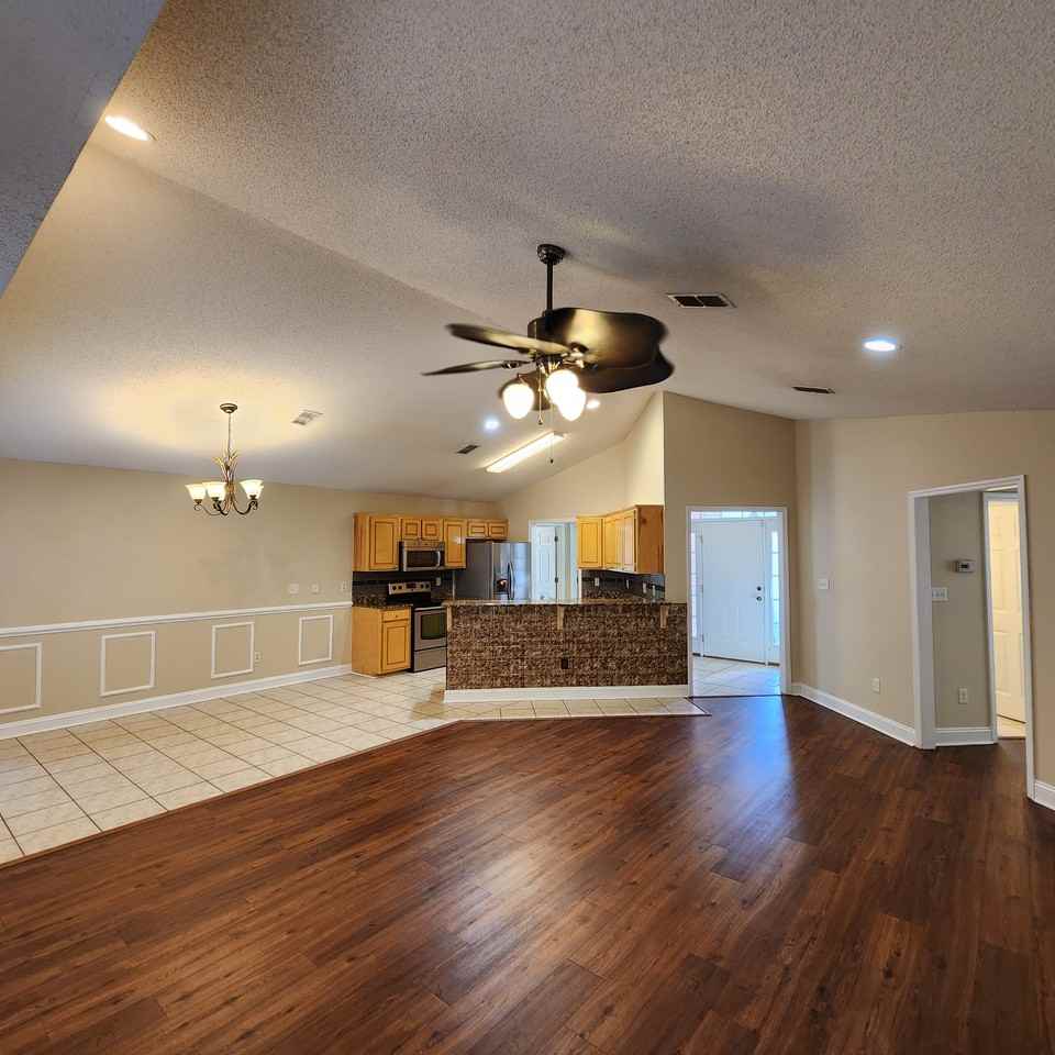 3631 Club Dr #1 - Photo 3 of 15