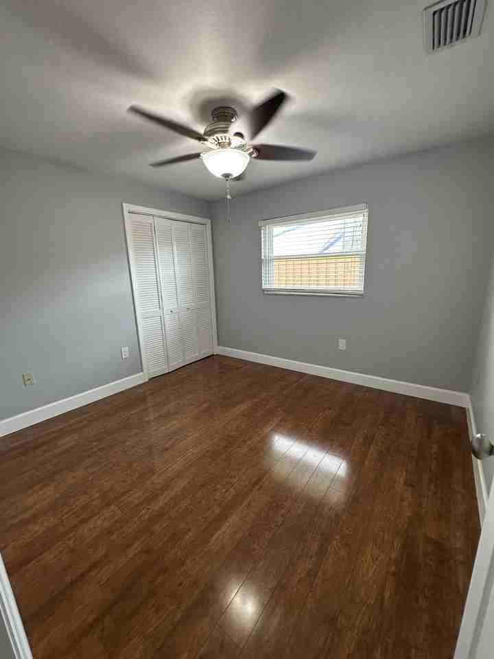 1400 Cepheus Ct #1 - Photo 3 of 21