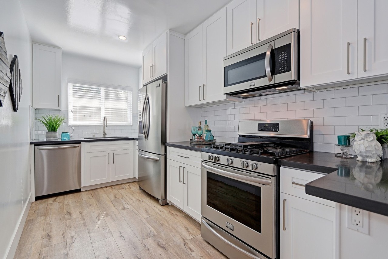 1750 Sycamore LLC - Photo 2 of 44