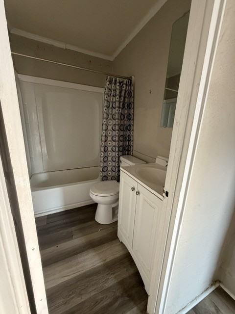 1834 Grace St #1 - Photo 4 of 8