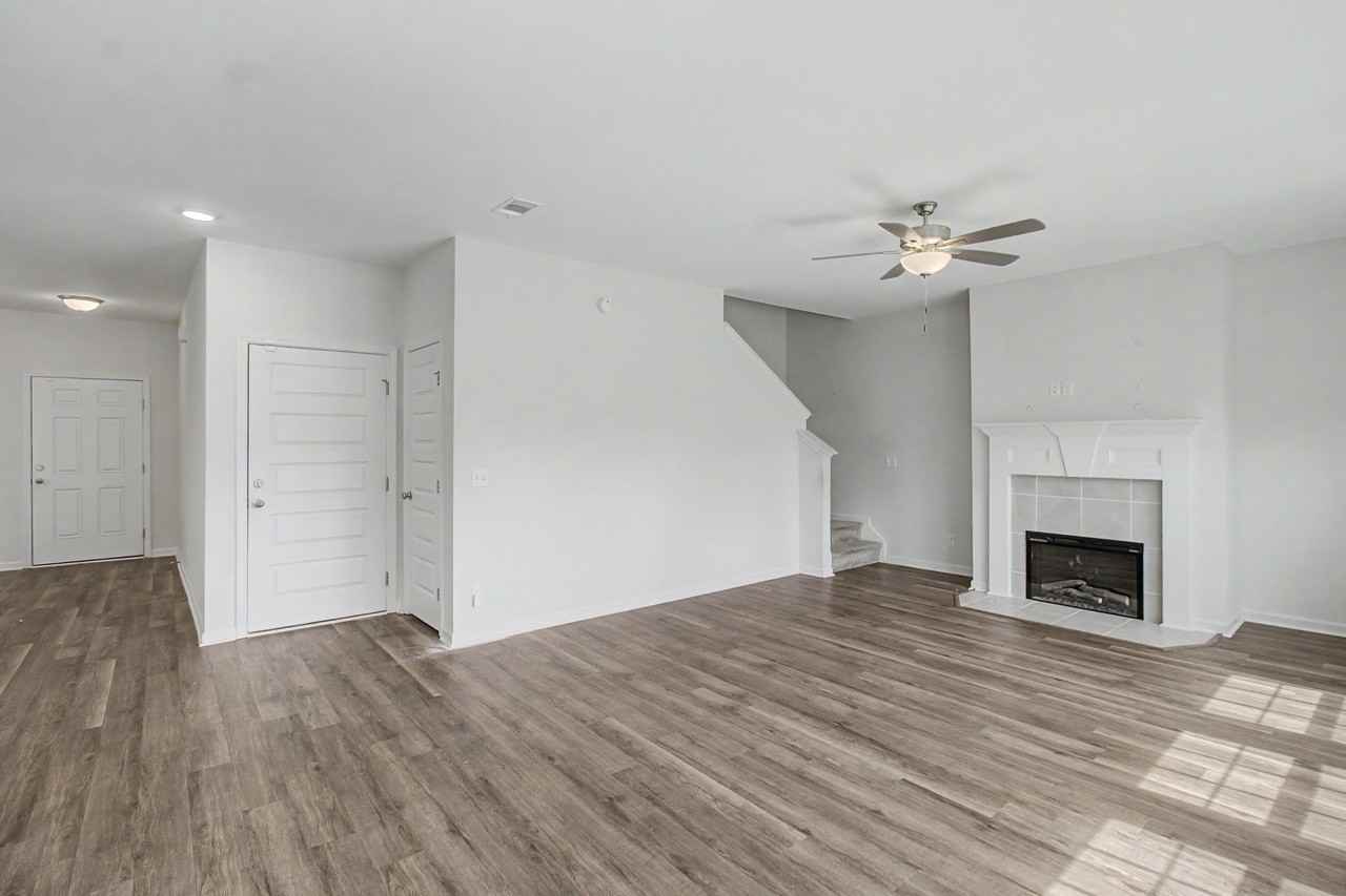 274 Renwick Loop #1 - Photo 7 of 37