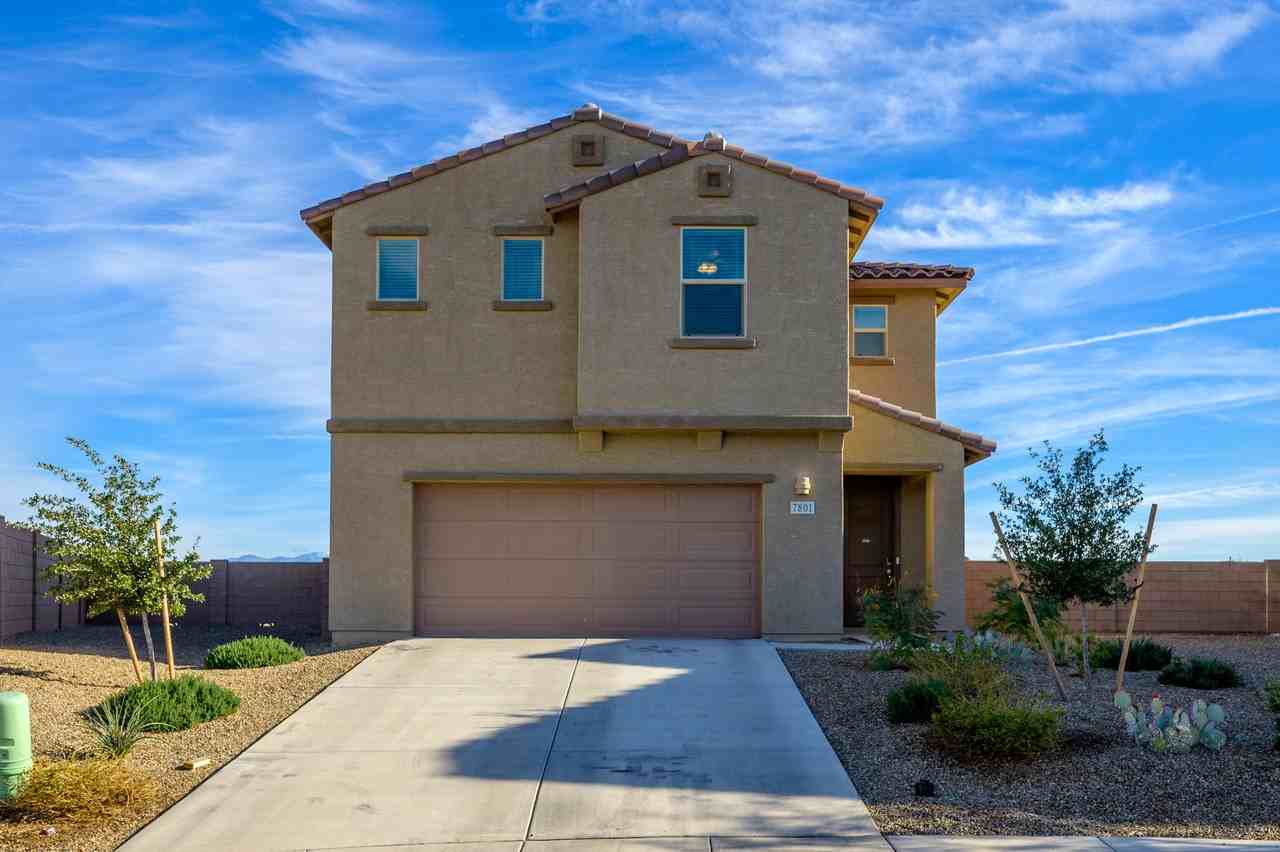 7801 S Walnutview Dr #1 - Photo 3 of 43