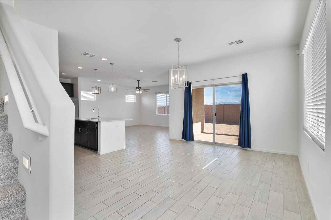 7801 S Walnutview Dr #1 - Photo 6 of 43