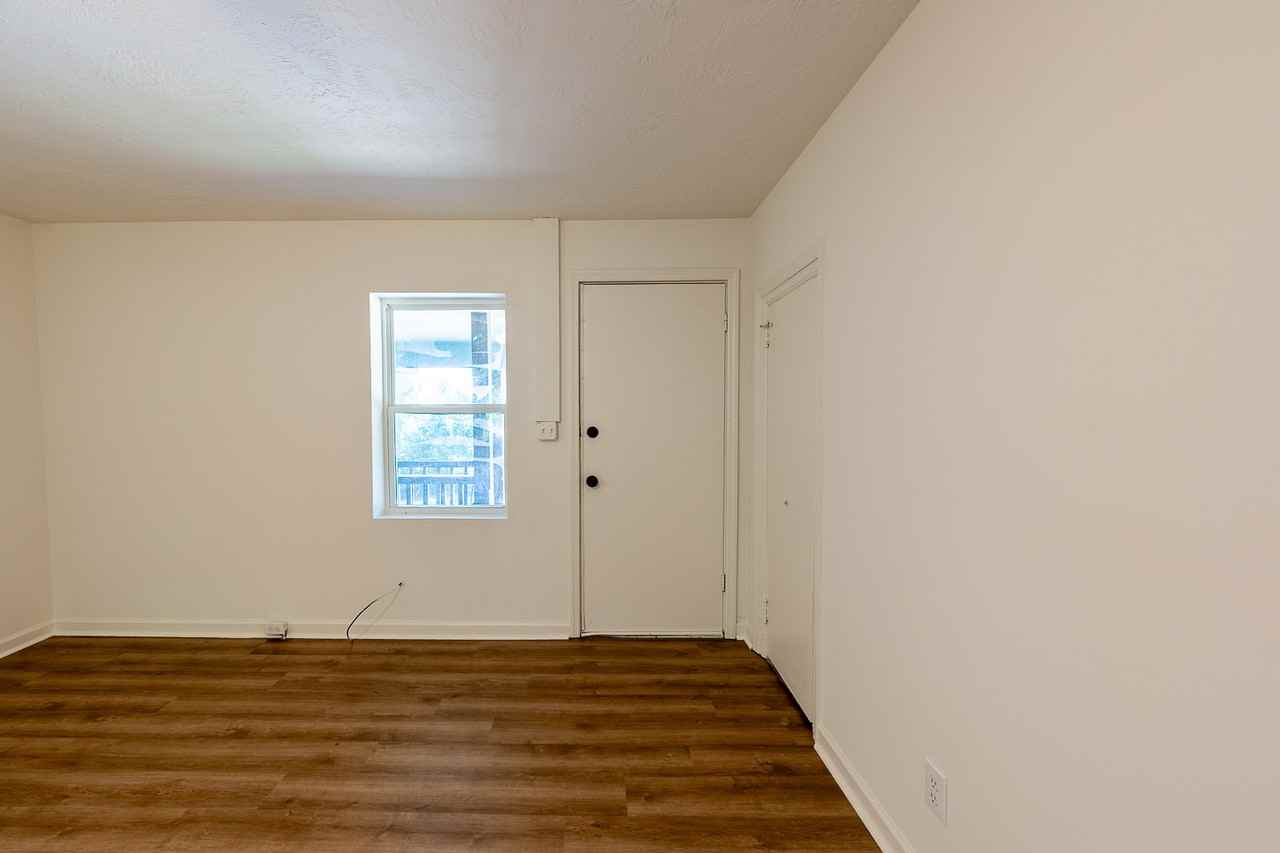 1648 Wycliffe Street - AUnit A #A - Photo 4 of 24