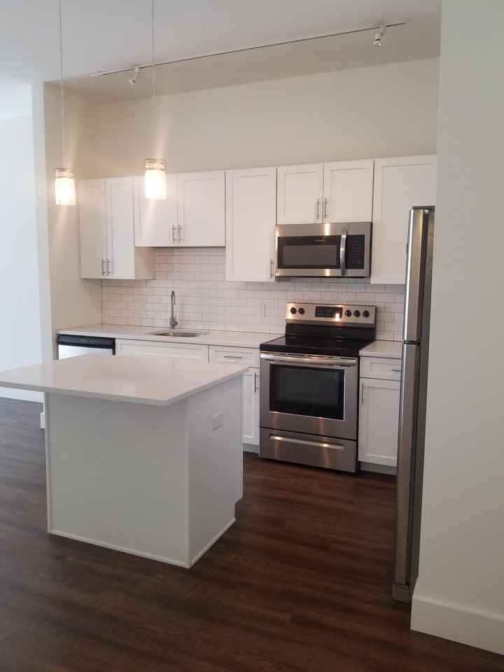 35 Van Nydeck Avenue105 #105 - Photo 2 of 12