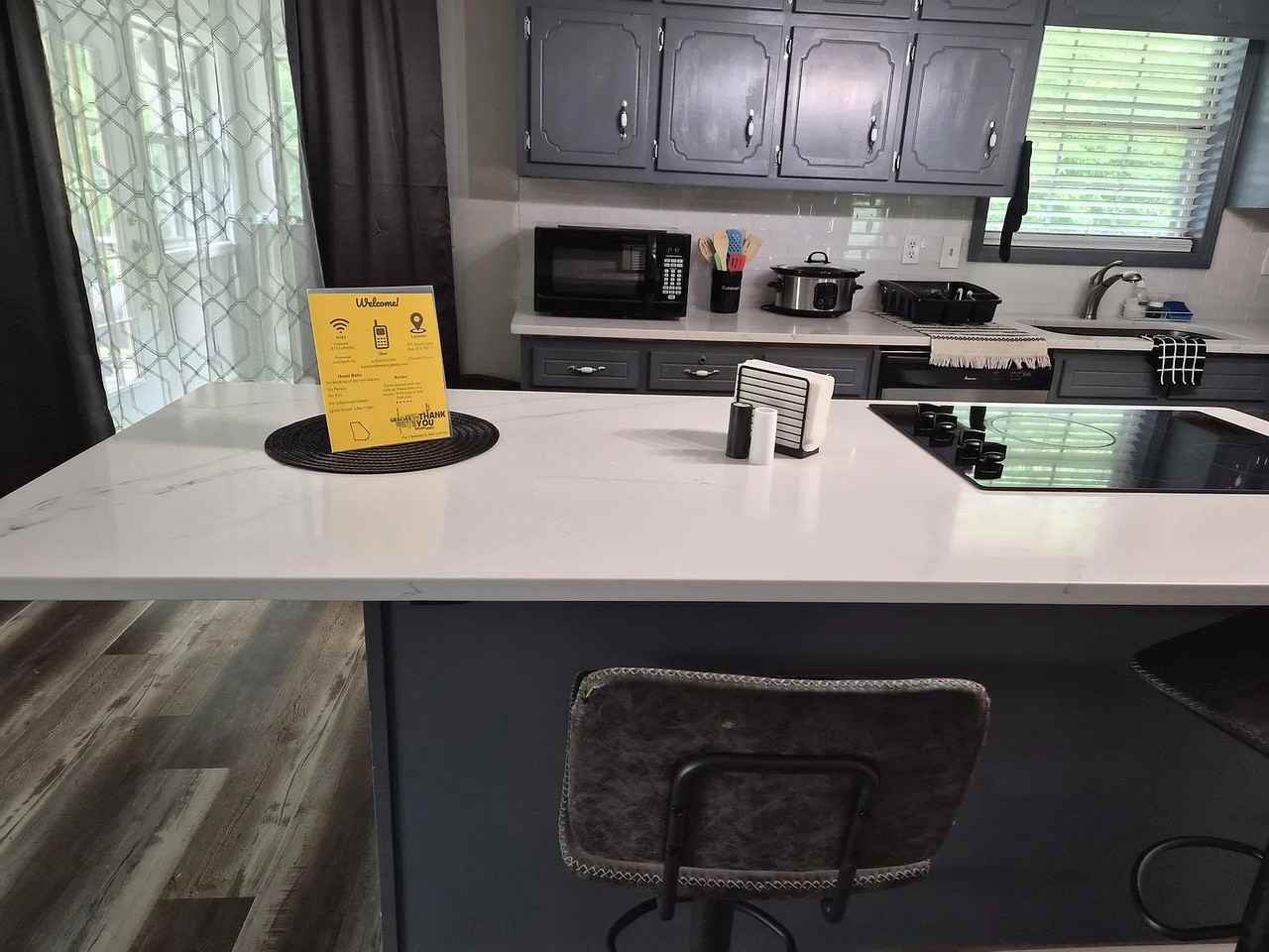 203 Hayes Ln - Photo 6 of 13